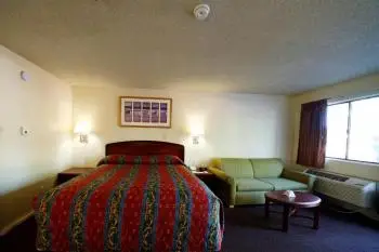 Ambassador Inn Fresno 6